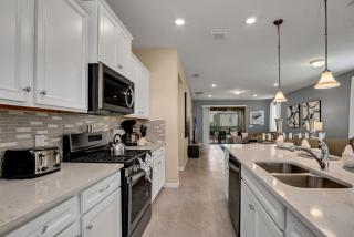 Lush Home with Harry Potter Room & Big Pool Area - CDC Standards 7ST477 - Davenport - 1