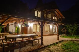 Casa de sub Munte - 4