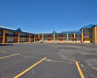 Econo Lodge - Donalsonville - 9