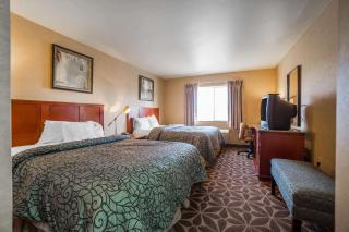 Rodeway Inn & Suites - 3