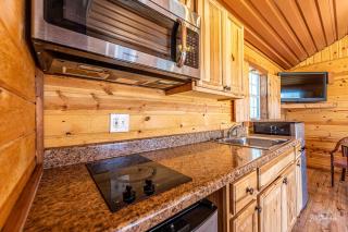 Elite Cabins and RV Park - 3