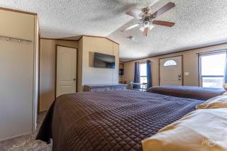 Elite Cabins and RV Park - 7