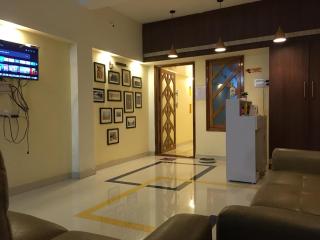 Grand Suites Srirangam - Walk To Temple - 4