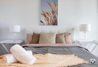 KOZYGURU DOCKLANDS LUXURY WATER VIEW APT 1 BED VDO915 - Melbourne - 8