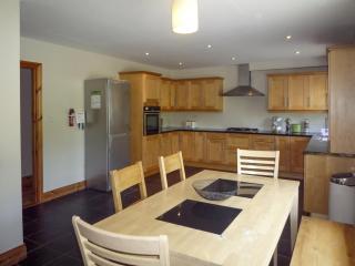 Madams Hill House Killarney by Trident Holiday Homes - Killarney - 4