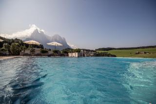 Hotel Alpenflora - Castelrotto - 1