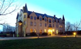 Hotel Hinterland - 0