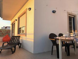 Cliff House next to beach - Ericeira - 4