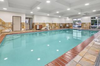 Holiday Inn Express & Suites Tacoma by IHG - Tacoma - 3