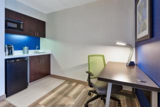 Holiday Inn Express Blacksburg by IHG - Blacksburg - 3