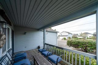 Seaside Serenade - 2