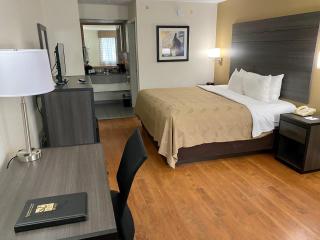 Quality Inn Branson - Hwy 76 Central - Branson - 1