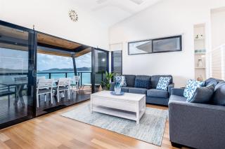 Shorelines - Hamilton Island - 1