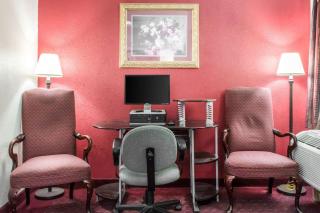 Econo Lodge Carlisle - 3