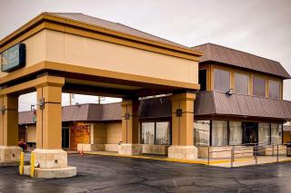 Quality Inn & Suites Airport - El Paso - 8