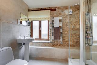 Hills Farm Stays - Kilmington - 7