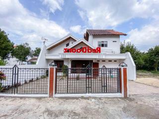 RedDoorz near Eco Green Park Batu - Batu - 0