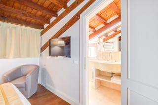 Master Venice Apartments - Venice - 2