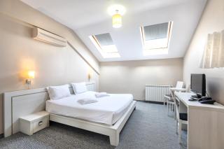 Alex&George Boutique Hotel - Cluj-Napoca - 1
