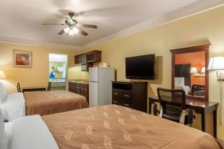 Quality Inn & Suites at The Outlets Mercedes-Weslaco - Mercedes - 8