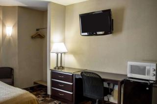 Quality Inn Brunswick Cleveland South - Brunswick - 3