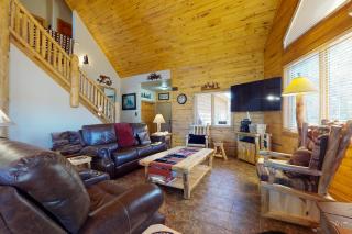 Diamond J's Riverside Retreat - South Fork - 3