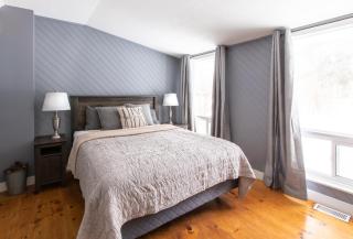 4 Bedroom Rustic Chalet - 1