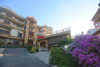 CHRYSANT HOTEL & RESORT - Oesapa-besar - 0
