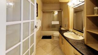 Castle B17 Contemporary Condo with Pool, Beach Access and Free Parking - 2