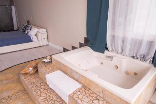 Oceanfront Serenity in Gated Community near Rosarito - Harry Manzo - 1