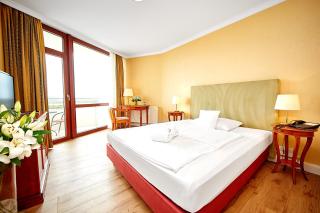 Cliff Hotel Rügen - Ostseebad Sellin - 1