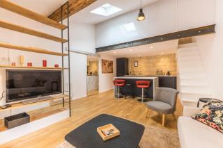 La Parenthèse Roucher Montpellier - Duplex Climatisé T2 Cœur écusson MEUBLE TOURSIME 3 ETOILES - Montpellier - 3
