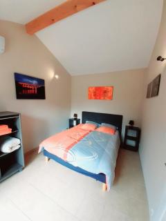 La Clastre location d'un studio avec piscine et clim près d'Uzès - 2