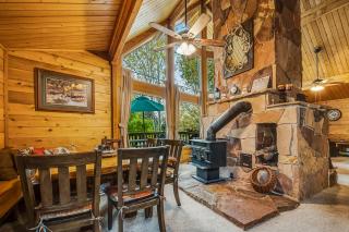 Aspen Hideaway Cabin - Garden City - 3