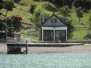Waiheke Waters Edge - Omiha - 8