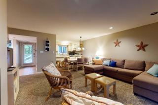 Sea Colony Racquet - 6