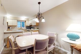 Sea Colony Racquet - 4