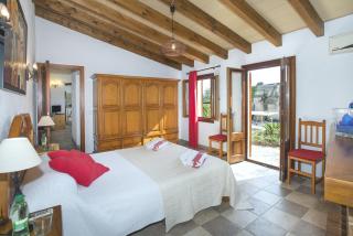 Owl Booking Villa Tarongers - Stay For Couples - El Port - 2