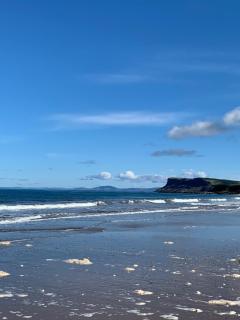 Ballycastle, Beachside Apartment - 0