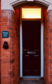 Amaya Five - Newly renovated - Very spacious - Sleeps 6 - Walking distance to town centre - Grantham - Grantham - 4