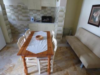 Ipsos Marias Apartments - 4