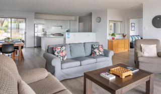 Emu Bay Holiday Homes - 3