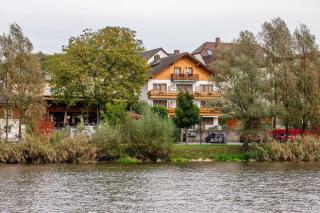 Landgasthof Moser & Restaurant Bootshaus - Windorf - 0