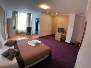 Hotel Mon Caprice - Bucarest - 6