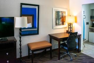 Blue Jay Inn & Suites - Sallisaw - 4