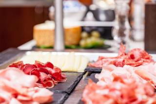 Holiday Inn Milan Garibaldi Station by IHG - Milan - 2