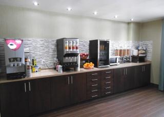 Best Western Plus Durham Hotel & Conference Centre - 8