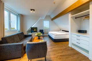 Hotel Meerzeit - Scharbeutz - 3