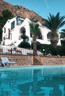Villa del Golfo Urio with swimming pool shared by the two apartments - Santa Flavia - 0