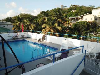 Blue Star Apartments & Hotel - Lance aux Épines - 1